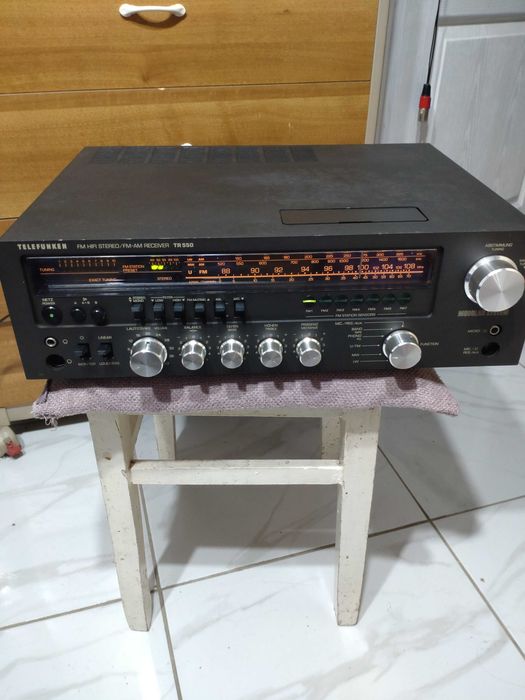 amplituner TELEFUNKEN tr550