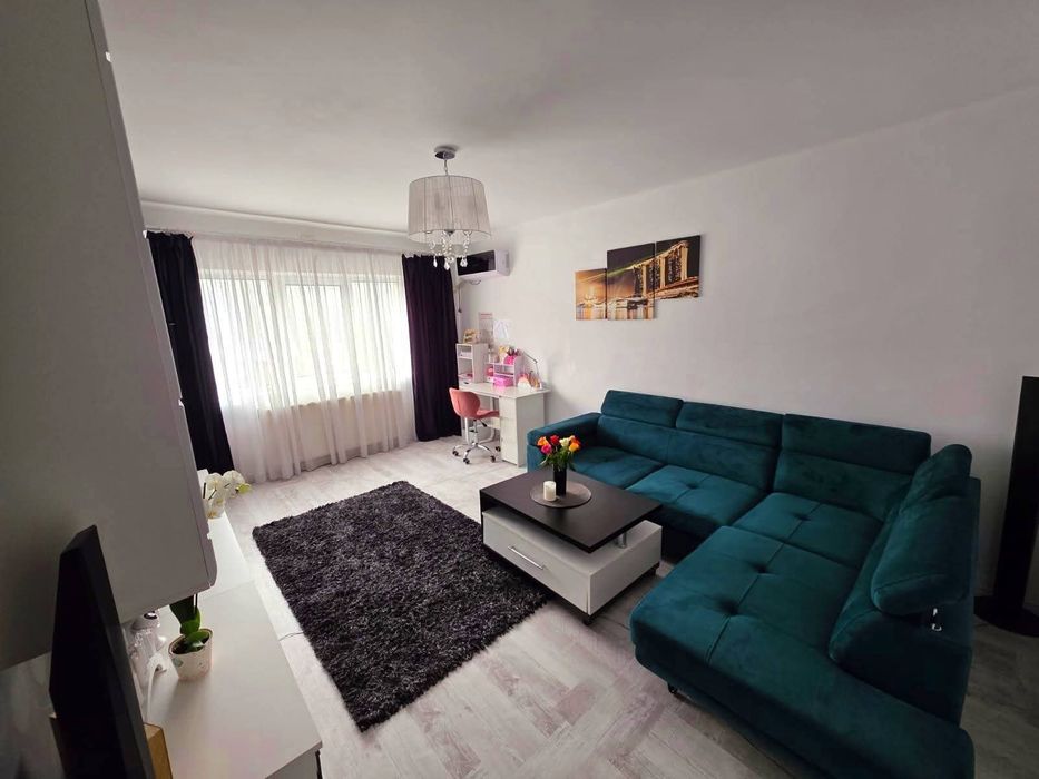 Vând apartament 3 camere MIOVENI Jud Argeș