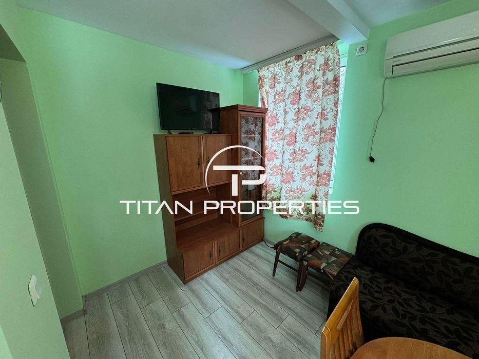 Дава се под наем Двустаен апартамент в Варна, Колхозен пазар - 50 кв.м за 348.84 € - Снимка #1