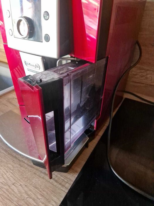 Кафемашина Delonghi Perfecta