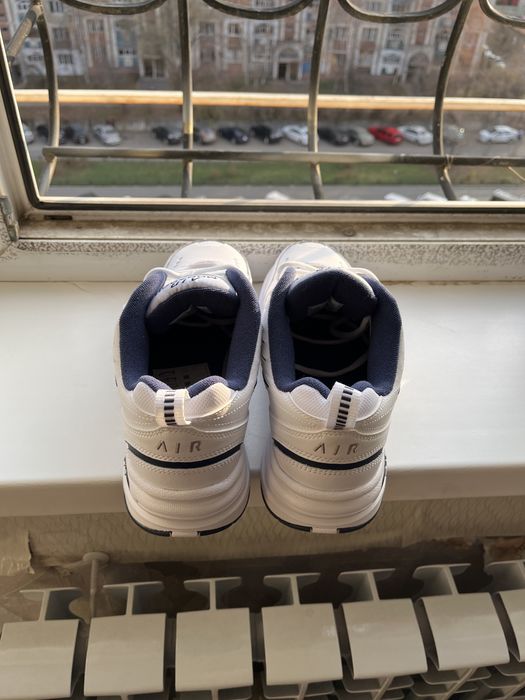 Кроссовки Nike Air Monarch IV