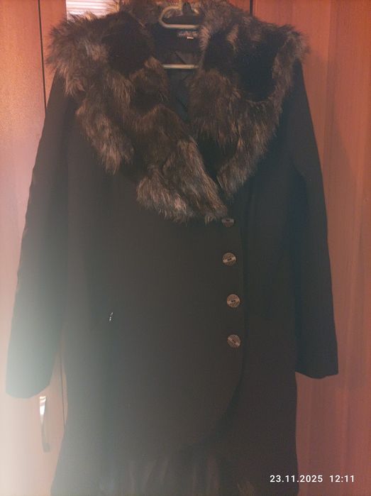 Дамско палто Л размер