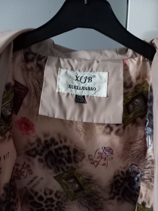 Geacă damă eleganta, nouă