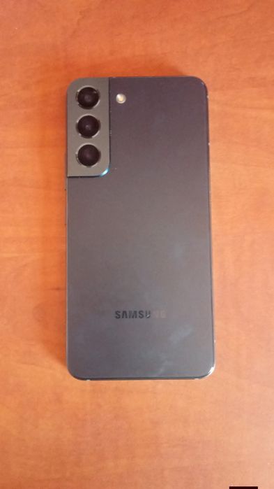 Vând urgent telefon Samsung Galaxy S22