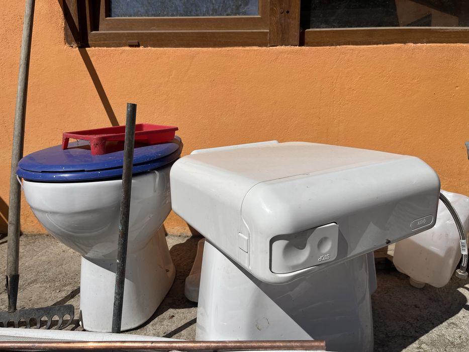Ofer chiuvete si vas wc cu rezervor functionale toate