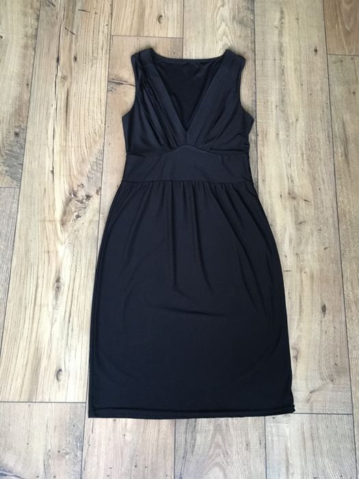 Черна рокля NAF NAF