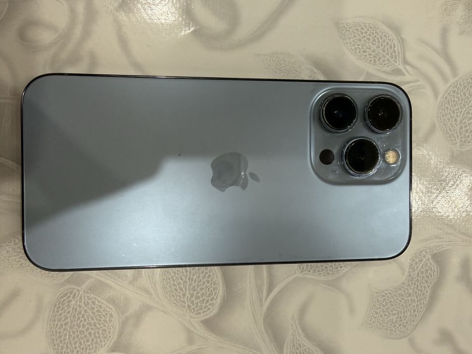 Айфон 13 про, в идеальном состоянии