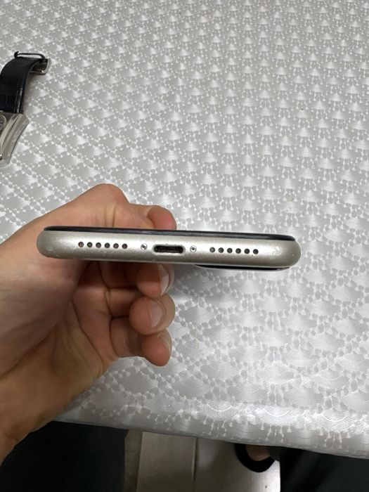 Iphone 11 б/у продам