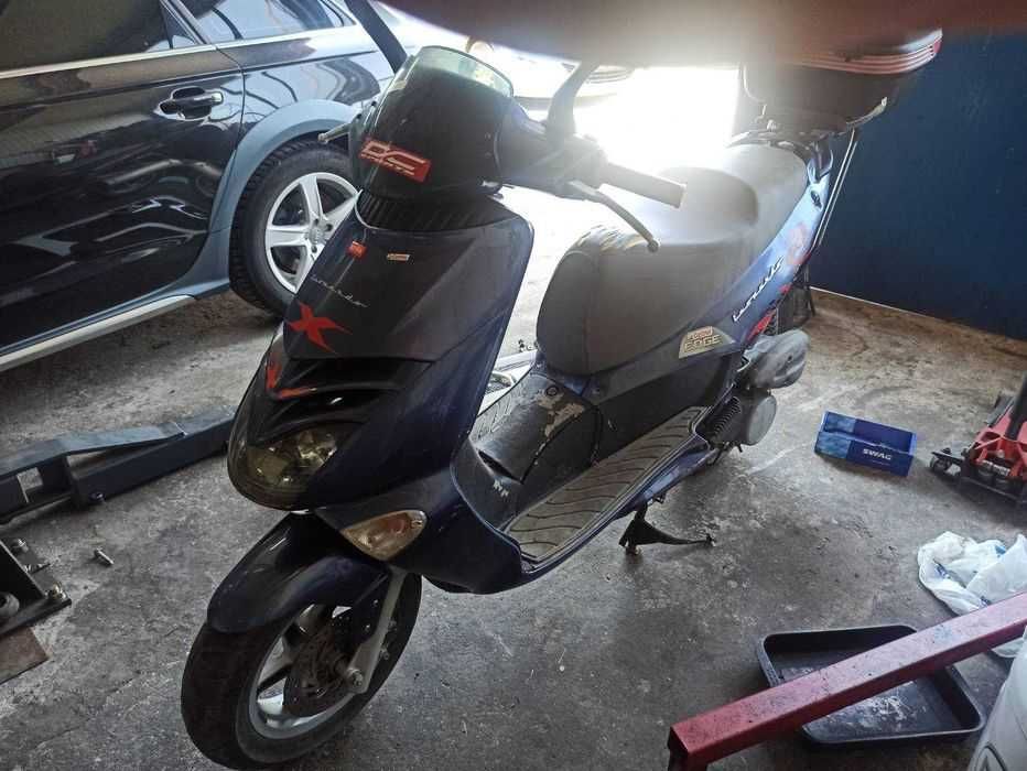 Aprilia leonardo