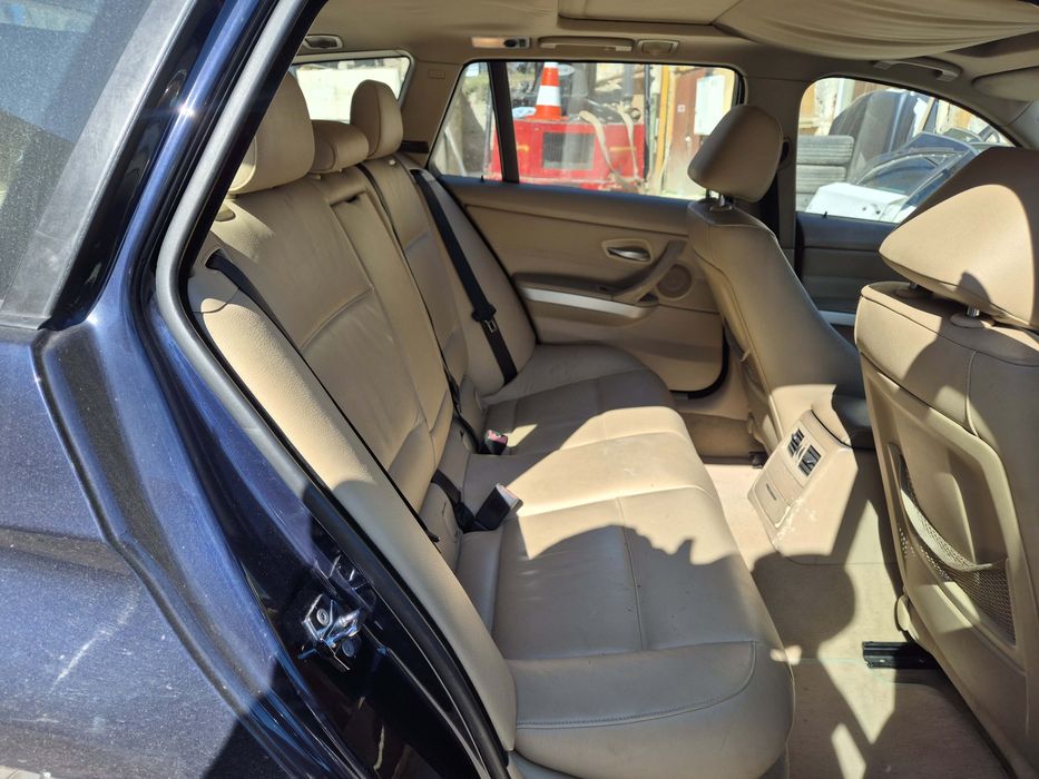 BMW E91 320D 163кс ксенон панорама ръчка комби НА ЧАСТИ!