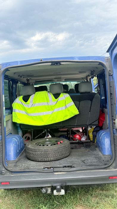 Vand opel vivaro 2008 înmatriculată