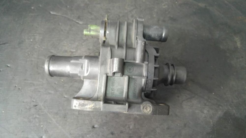 Termostat racire 1.6 tdci ford focus 2 9647767180