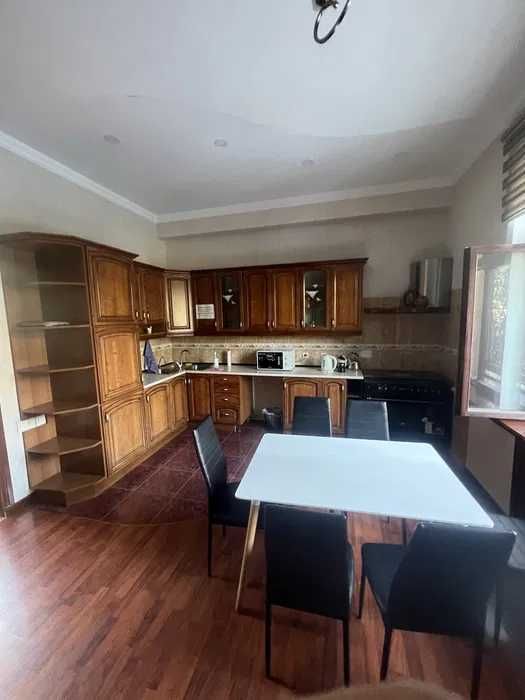 Сдаётся Евродом 10-соток на Военный Госпиталь Инха Институт / id8922 /