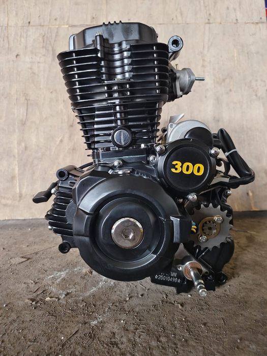 Мотор двигатель мотоцикла