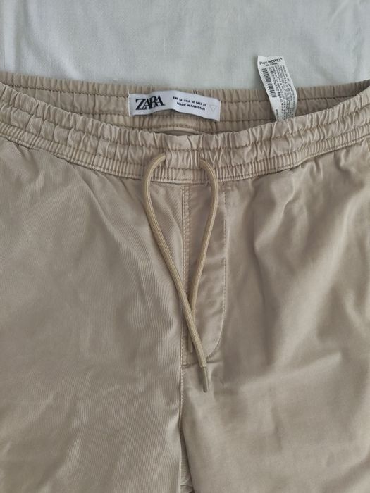 Продавам мъжки спортен панталон Jogger