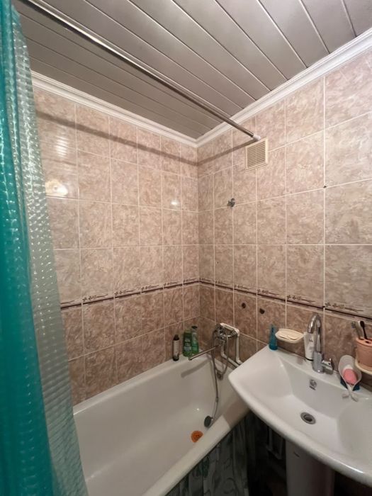 Продам 2 комнатную квартиру