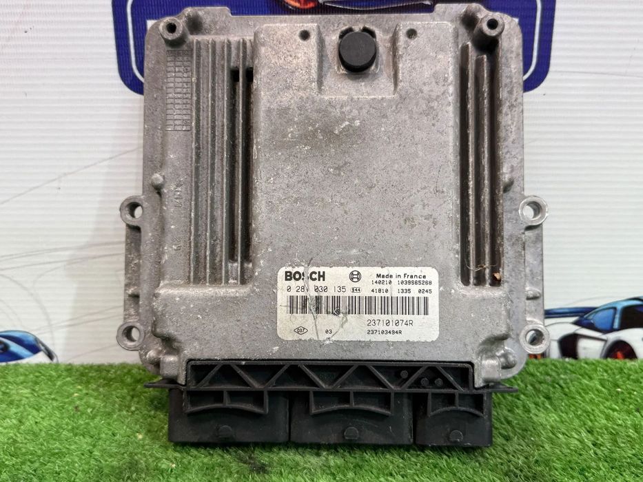 CALCULATOR MOTOR ECU RENAULT MEGANE III B95 1.6 DIESEL 2014 COD OEM 237101074R 237103494R 2008-2016