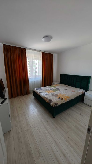 Închiriez apartament 3 camere, Decebal Residence