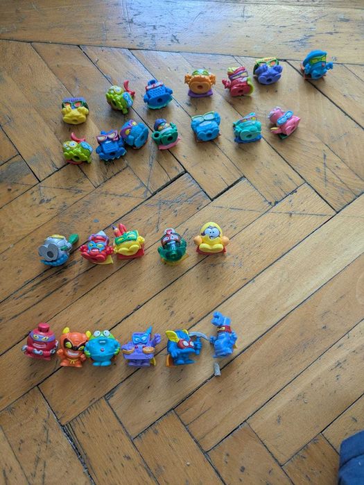 Super Zings serile:4,5,6,9 si figurine exclusive