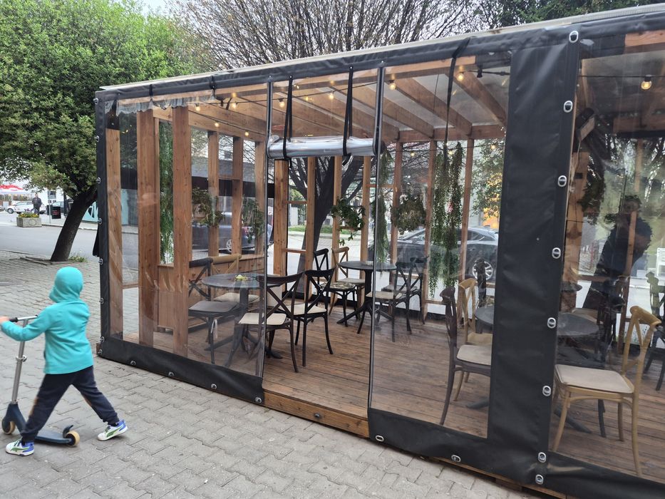Închidere terasa foișoare cu folie transparenta de cristal
