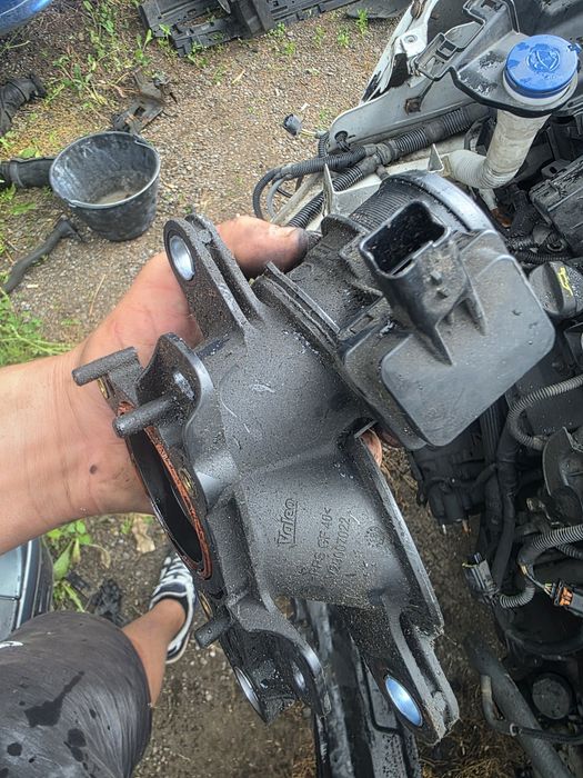 Дроселова клапа за Citroen jumpy Fiat scudo Peugeot Expert 2.0 HDI 128 коня