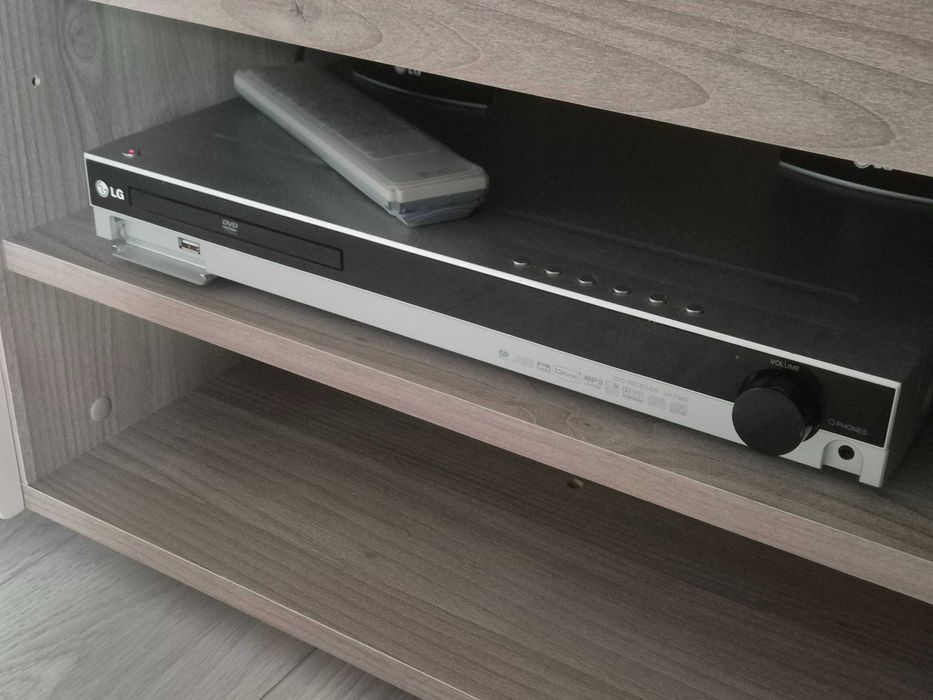 300W 5x1 система за домашно кини саундбар LG лг 5+1 буфер DOLBY DIGITA