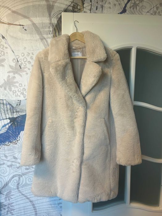 Дамско палто Reserved