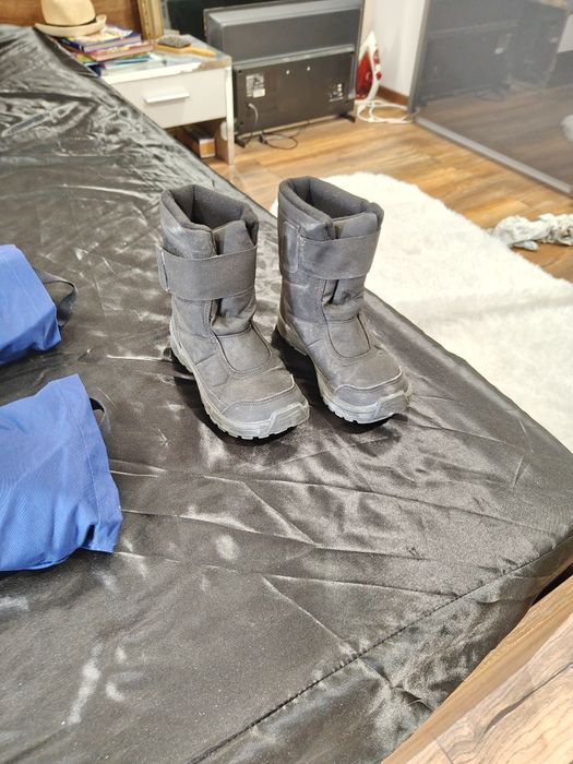 Космонавт ботуши ръкавици седем години момче