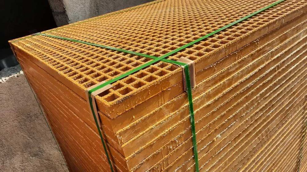 Настил для лестницы, платформы. Композитная решётка. Крышка для лотков