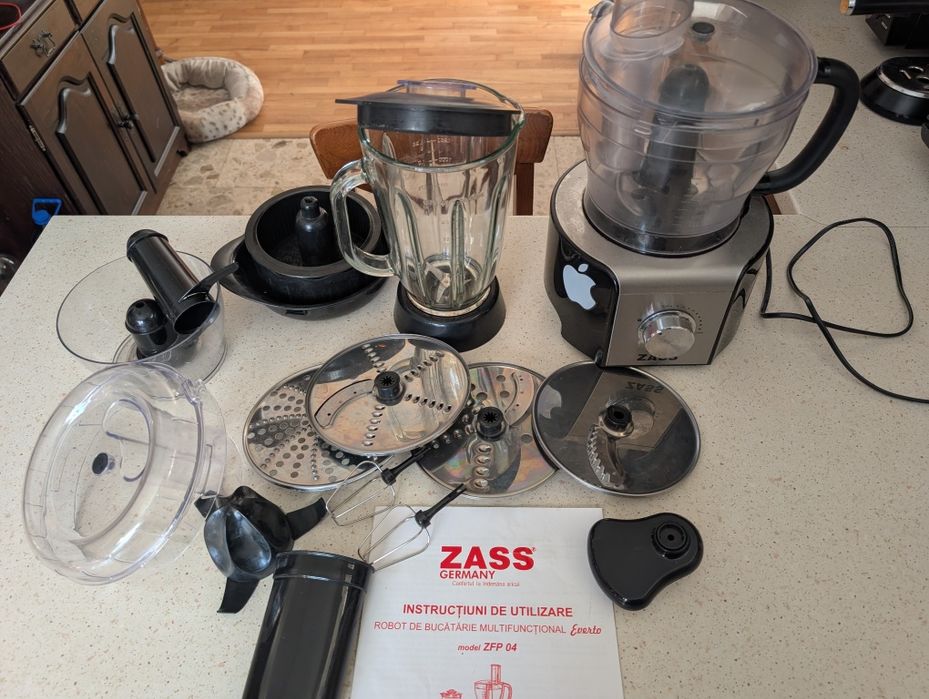 Robot de bucatarie ZASS