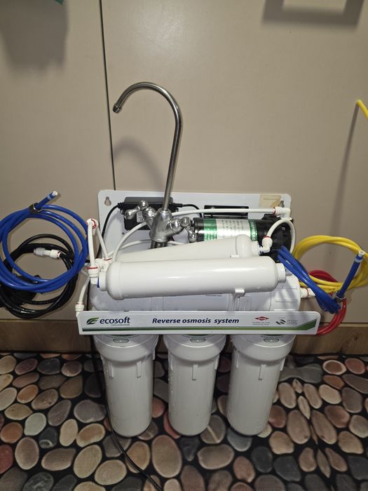 Osmoza inversa Ecosoft Pure cu pompa de presiune