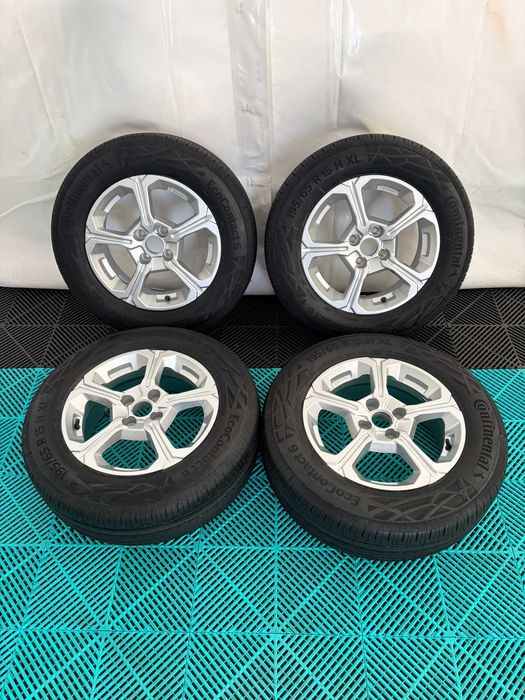 Jante noi cu anvelope noi vara 195 65 R15 Logan Sandero Dokker Clio