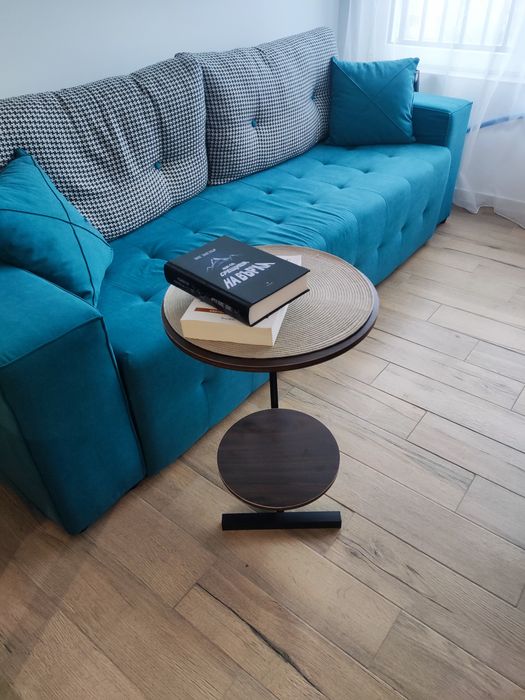 Холна помощна маса на две нива.