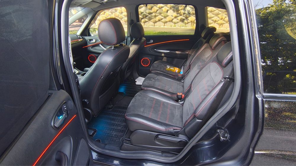 Ford S-Max ST Titanium