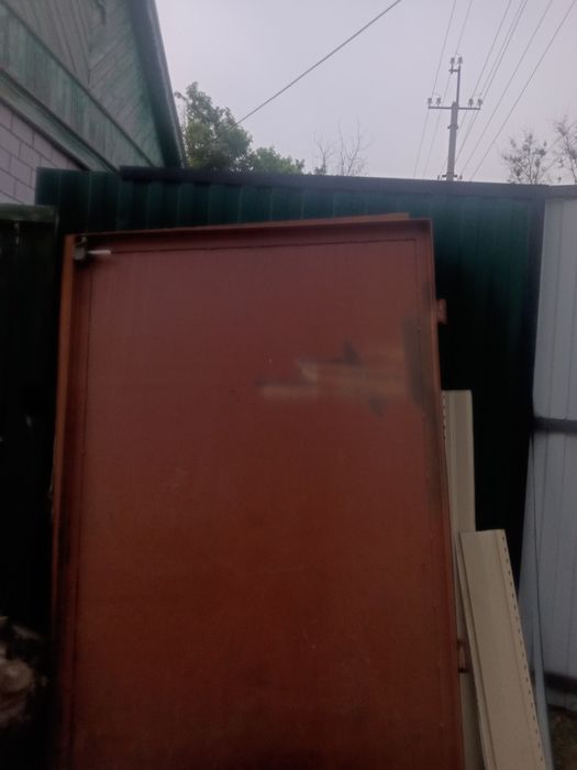Продам железные ворота.