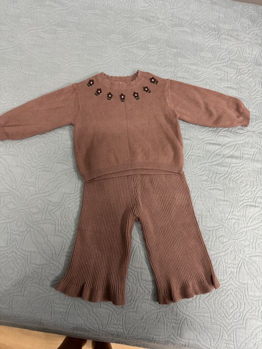 Одежда для девочек  Zara