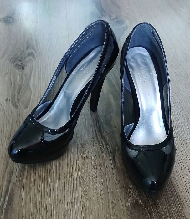 Pantofi cu toc, piele lacuita, marimea 36