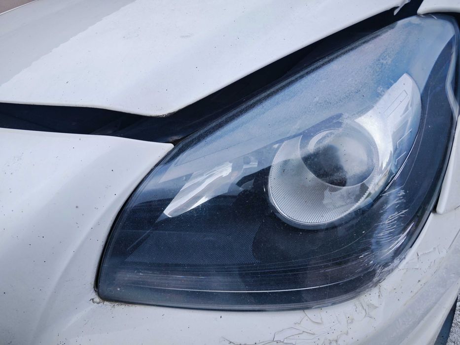 Ляв Десен Фар Mercedes SLK AMG R172 AMG фарове ксенон биксенон