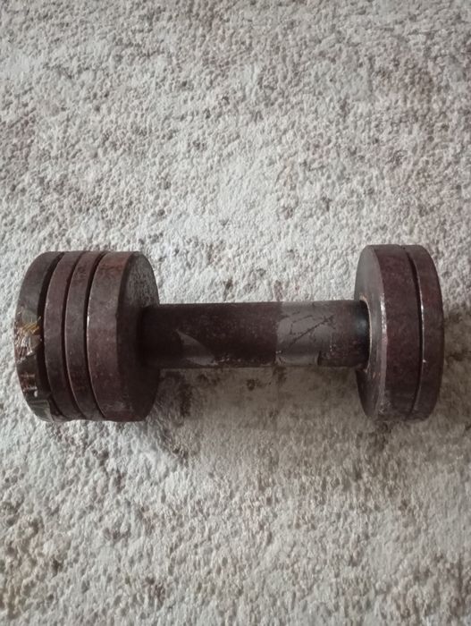 Гантеля советская.