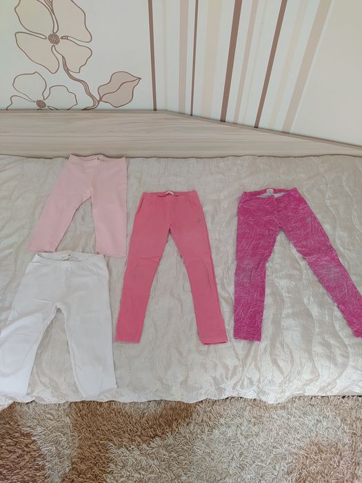 Лот дрешки за момиче различни размери