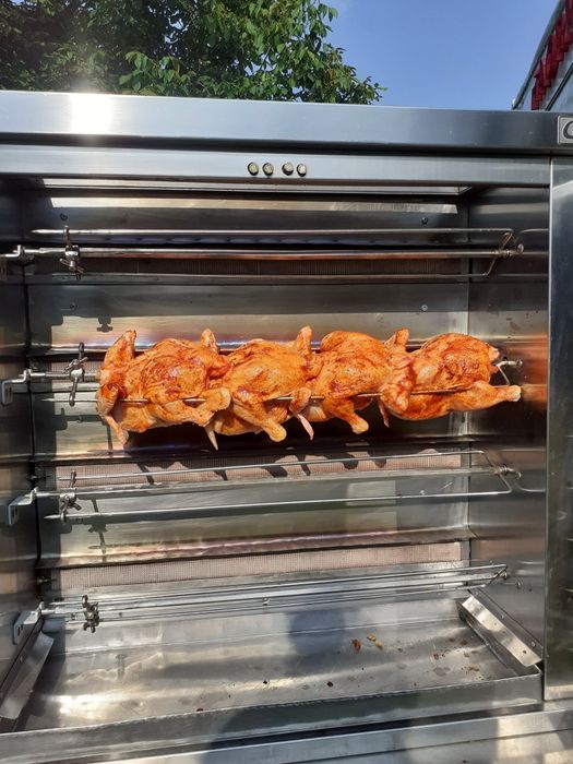 Rotisor pui de 20 de bucăți pe gaz