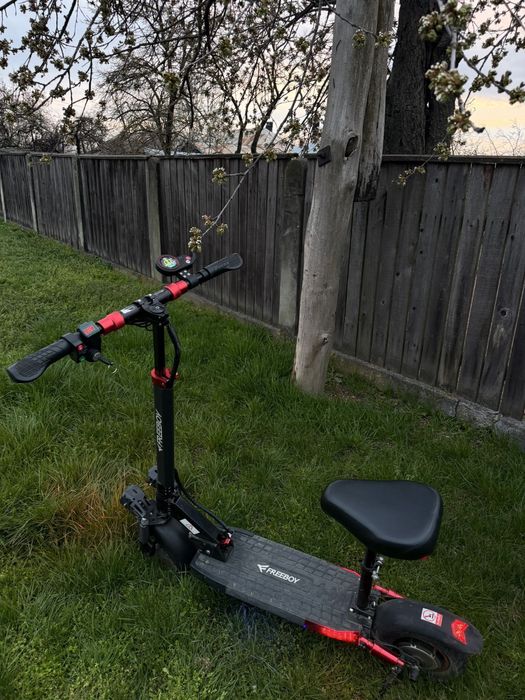 trotineta electrica freeboy j01