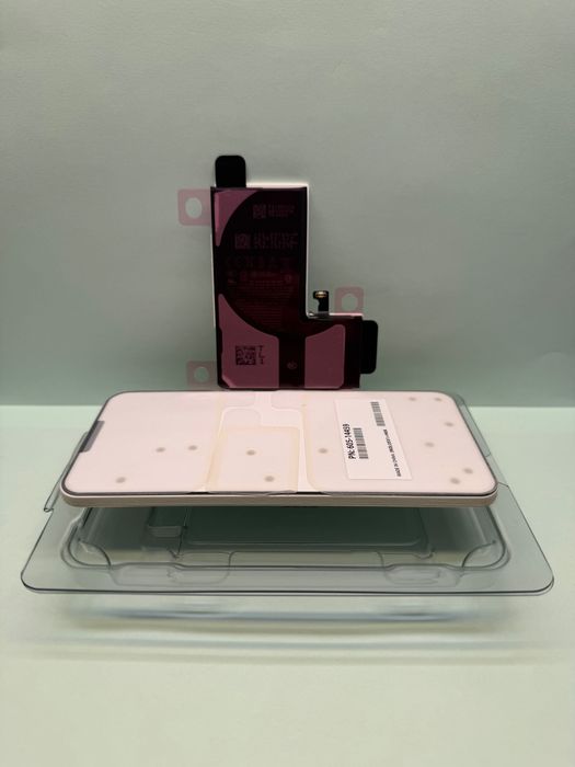 Baterie originala iPhone 15 Pro  iPhone Doctor Romania