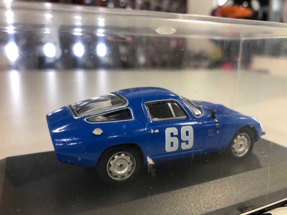 Колекционерски модел метална количка ALFA ROMEO GULIA TZ 1:43 НОВ