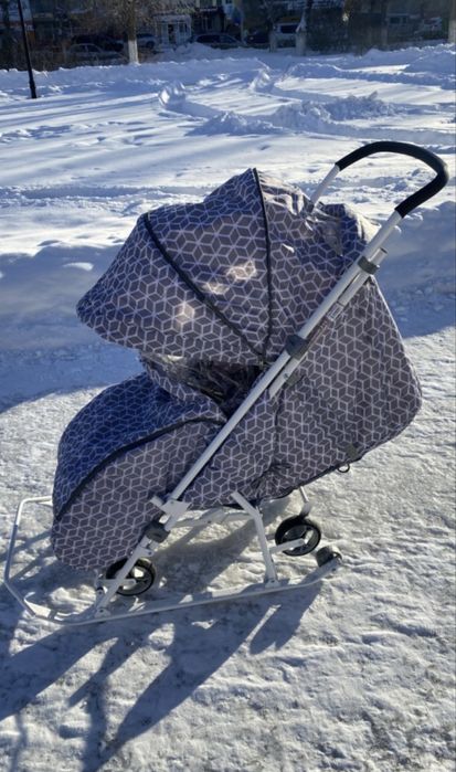 Санки-коляска серые…