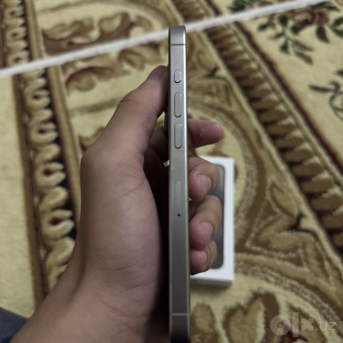 Продам Iphone 15 pro