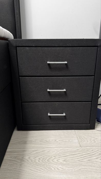 Луксозна спалня 160/200 + 2 бр нощни шкафчета | Като нова