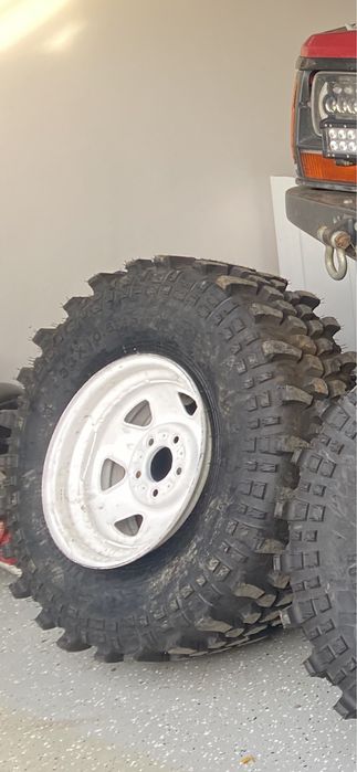 Jante jeep et-50 cu beadlock echipate cu 33 10.5 r15 Lakesea alligator