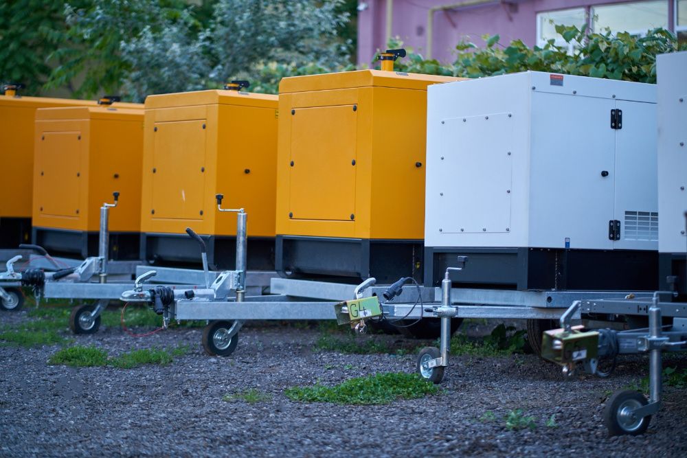 Inchiriem generatorare trifazate |generator tencuit | chirie generator