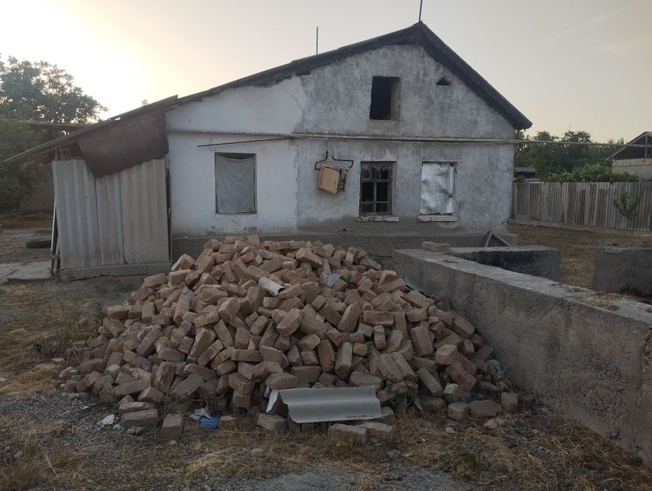 Участка сотилади. 9 соток